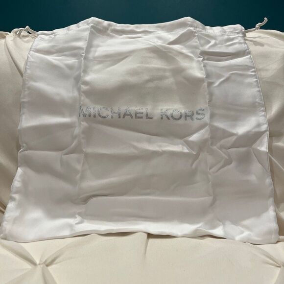 MICHAEL KORS Sloan Editor Studded Leather Shoulder Bag NWT MSRP $378 Dust Bag - Picture 13 of 14